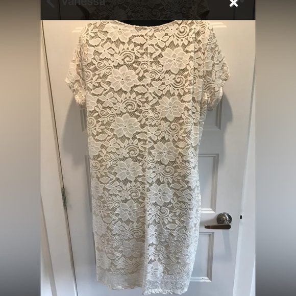 Belle robe chic de dentelle - Picture 3 of 4